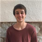 Estudiante universitario ofrece clases particulares a todos los niveles hasta C1